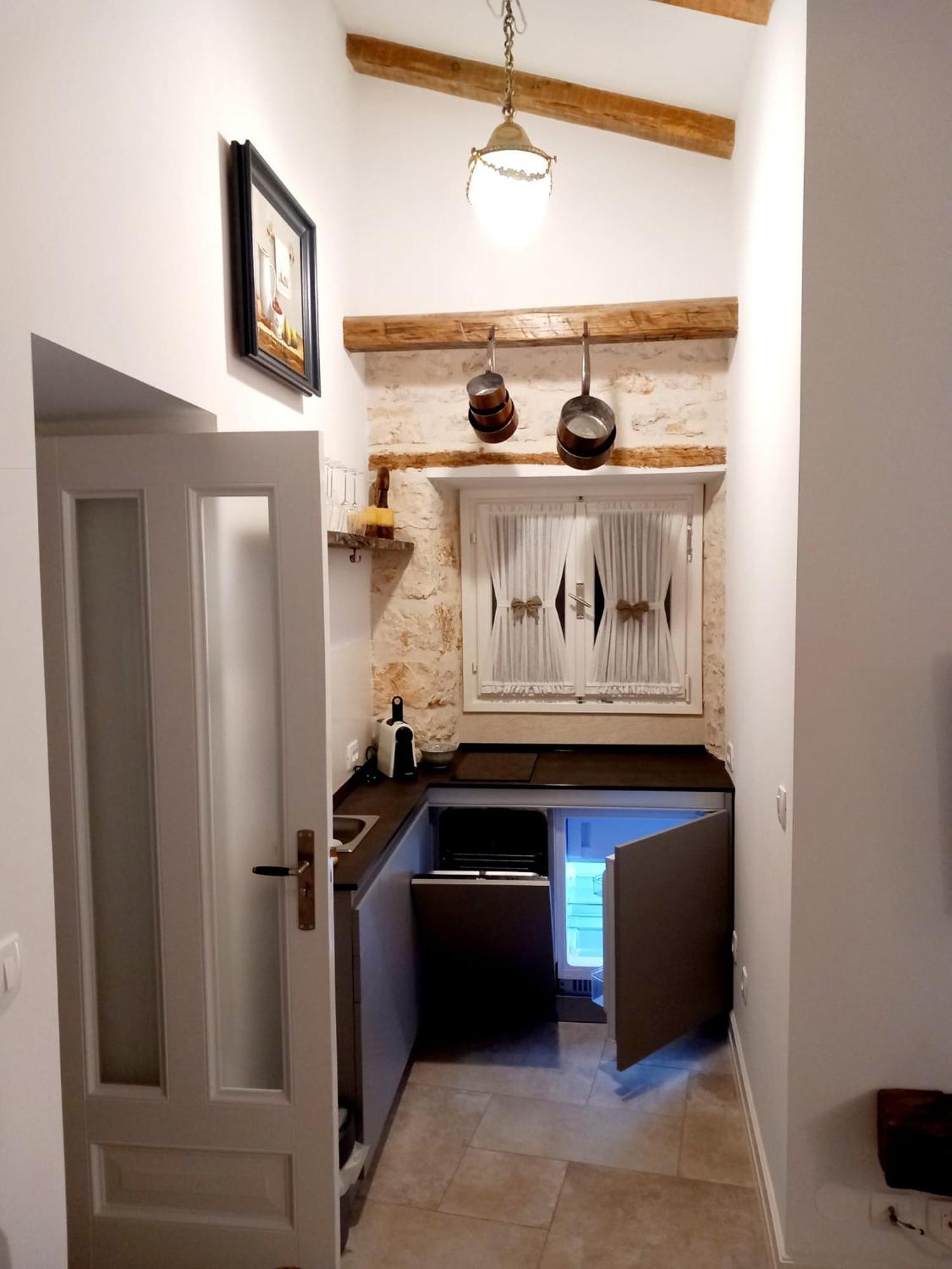 Apartmani Ulika 발 외부 사진